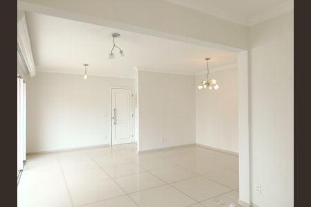 Apartamento para alugar com 130m², 3 quartos e 3 vagasSala