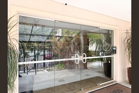 Apartamento para alugar com 130m², 3 quartos e 3 vagasEntrada do edifício