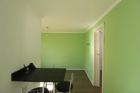 Sala de apartamento para alugar com 1 quarto, 48m² em Rubem Berta, Porto Alegre