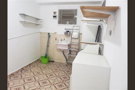 Casa à venda com 205m², 3 quartos e 3 vagas