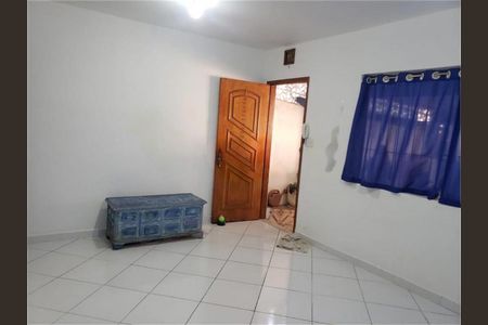 Casa à venda com 3 quartos, 205m² em Vila Santo Estefano, São Paulo