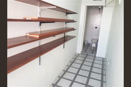 Casa à venda com 205m², 3 quartos e 3 vagas