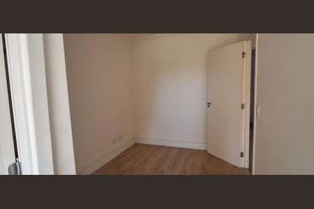 Quarto 2 de apartamento para alugar com 2 quartos, 53m² em Parque Industriario, Santo André