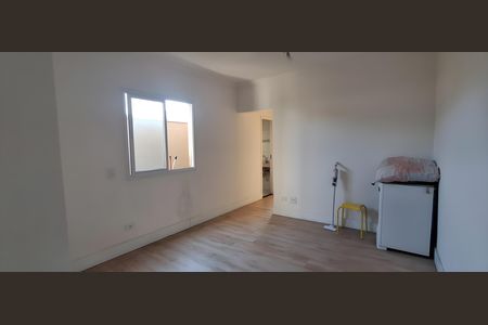 Sala de apartamento para alugar com 2 quartos, 53m² em Parque Industriario, Santo André