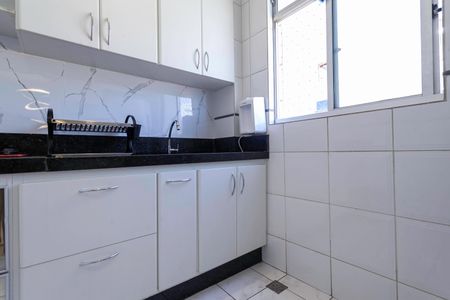 Apartamento à venda com 140m², 2 quartos e 2 vagas Apartamento à venda com 140m², 2 quartos e 2 vagasCozinha