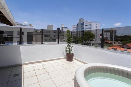 Apartamento à venda com 140m², 2 quartos e 2 vagas Apartamento à venda com 140m², 2 quartos e 2 vagasCobertura