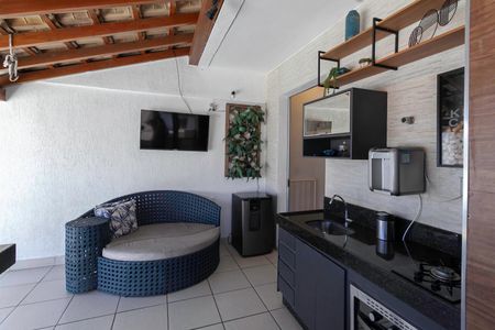 Apartamento à venda com 140m², 2 quartos e 2 vagas Apartamento à venda com 140m², 2 quartos e 2 vagasCobertura