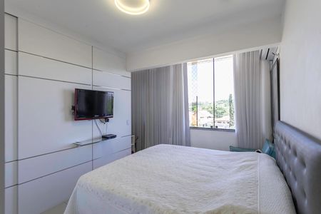 Apartamento à venda com 140m², 2 quartos e 2 vagas Apartamento à venda com 140m², 2 quartos e 2 vagasSuíte