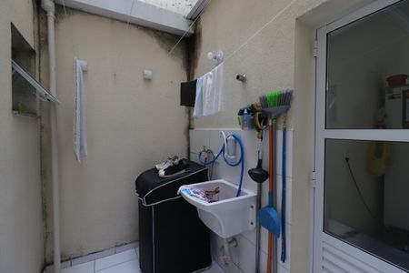 Apartamento à venda com 56m², 2 quartos e 1 vagaÁrea de Serviço