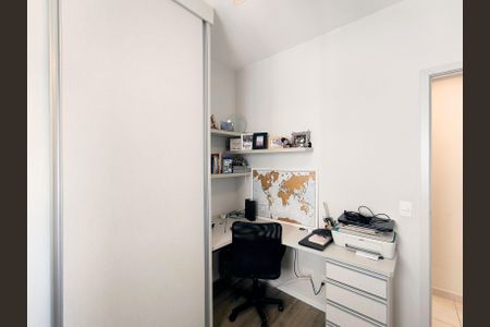 Apartamento à venda com 109m², 3 quartos e 2 vagas Apartamento à venda com 109m², 3 quartos e 2 vagasQuarto 3