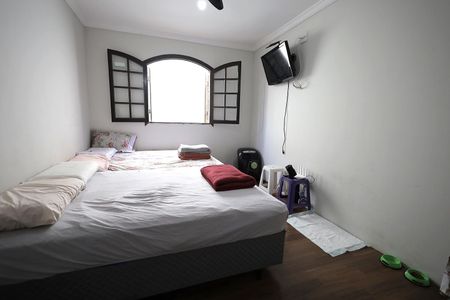 Casa à venda com 293m², 3 quartos e 2 vagas Casa à venda com 293m², 3 quartos e 2 vagasQuarto 3