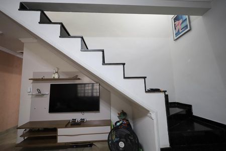 Casa à venda com 293m², 3 quartos e 2 vagas Casa à venda com 293m², 3 quartos e 2 vagasSala