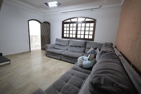 Casa à venda com 293m², 3 quartos e 2 vagas Casa à venda com 293m², 3 quartos e 2 vagasSala