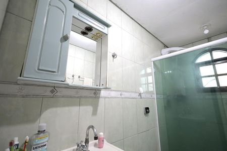 Casa à venda com 293m², 3 quartos e 2 vagas Casa à venda com 293m², 3 quartos e 2 vagasBanheiro Suíte