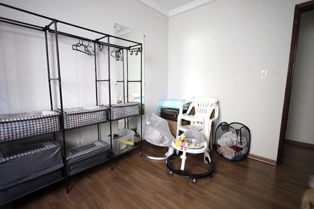 Casa à venda com 293m², 3 quartos e 2 vagas Casa à venda com 293m², 3 quartos e 2 vagasQuarto 2