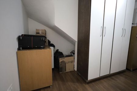 Casa à venda com 293m², 3 quartos e 2 vagas Casa à venda com 293m², 3 quartos e 2 vagasCloset
