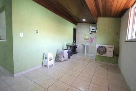 Casa à venda com 293m², 3 quartos e 2 vagas Casa à venda com 293m², 3 quartos e 2 vagasÁrea gourmet