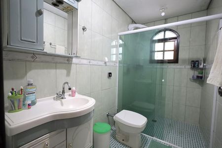 Casa à venda com 293m², 3 quartos e 2 vagas Casa à venda com 293m², 3 quartos e 2 vagasBanheiro Suíte