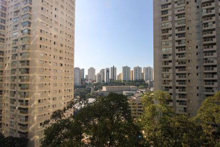 Apartamento para alugar com 82m², 3 quartos e 2 vagas Apartamento para alugar com 82m², 3 quartos e 2 vagasVista da Suíte 2