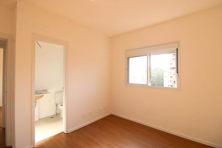 Apartamento para alugar com 82m², 3 quartos e 2 vagas Apartamento para alugar com 82m², 3 quartos e 2 vagasSuíte