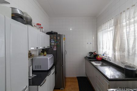 Casa à venda com 112m², 3 quartos e 2 vagas Casa à venda com 112m², 3 quartos e 2 vagasCozinha