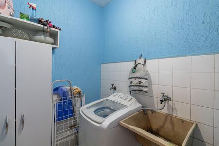 Casa à venda com 112m², 3 quartos e 2 vagas Casa à venda com 112m², 3 quartos e 2 vagasÁrea de Serviço