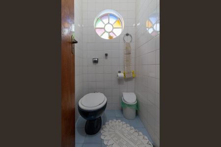 Casa à venda com 112m², 3 quartos e 2 vagas Casa à venda com 112m², 3 quartos e 2 vagasLavabo