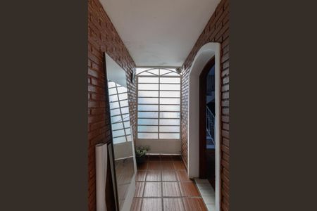 Casa à venda com 112m², 3 quartos e 2 vagas Casa à venda com 112m², 3 quartos e 2 vagasCorredor