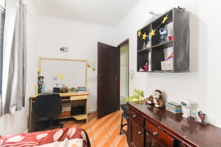 Casa à venda com 74m², 3 quartos e 2 vagasQuarto 2