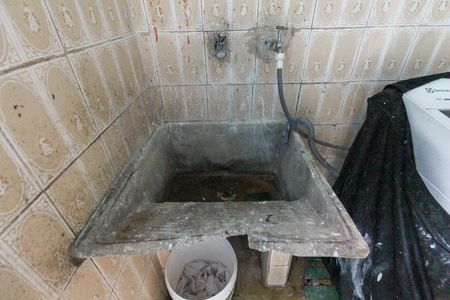 Casa à venda com 74m², 3 quartos e 2 vagasÁrea de Serviço