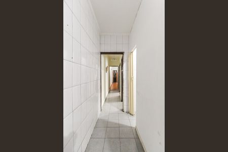 Casa à venda com 74m², 3 quartos e 2 vagasCorredor