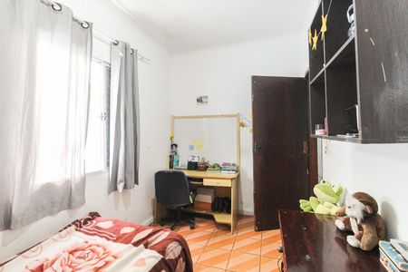 Casa à venda com 74m², 3 quartos e 2 vagasQuarto 2