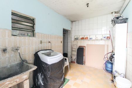 Casa à venda com 74m², 3 quartos e 2 vagasÁrea de Serviço