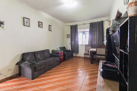 Sala de casa à venda com 3 quartos, 74m² em Vila Carmosina, São Paulo