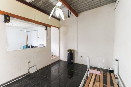 Casa à venda com 74m², 3 quartos e 2 vagasEdícula