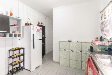 Casa à venda com 74m², 3 quartos e 2 vagasCozinha