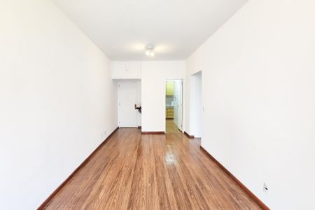 Apartamento para alugar com 60m², 1 quarto e 1 vagaSala