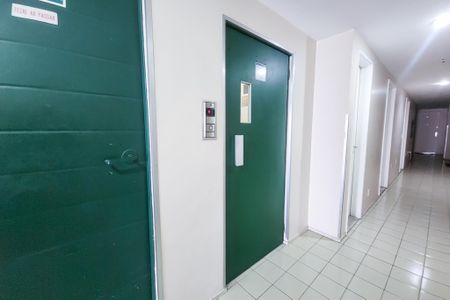 Apartamento para alugar com 60m², 1 quarto e 1 vagaElevador