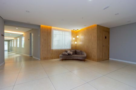 Apartamento à venda com 34m², 1 quarto e sem vagaHall social