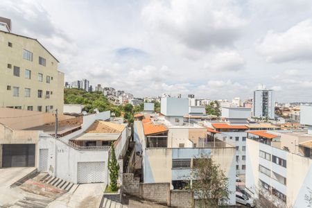 Apartamento para alugar com 80m², 2 quartos e 1 vaga Apartamento para alugar com 80m², 2 quartos e 1 vagaVista da Área de Serviço