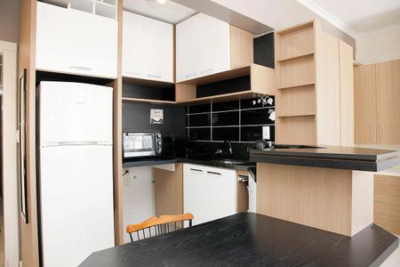 Cozinha de kitnet/studio para alugar com 1 quarto, 33m² em Centro Histórico, Porto Alegre