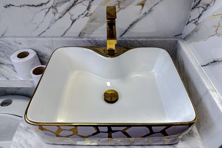 Apartamento para alugar com 50000m², 2 quartos e 1 vaga Apartamento para alugar com 50000m², 2 quartos e 1 vagaBanheiro