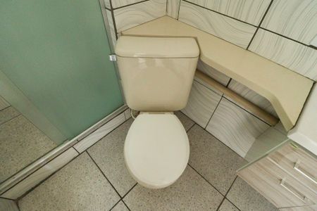 Apartamento à venda com 50m², 2 quartos e 1 vaga Apartamento à venda com 50m², 2 quartos e 1 vagaBanheiro