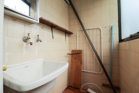 Apartamento à venda com 50m², 2 quartos e 1 vaga Apartamento à venda com 50m², 2 quartos e 1 vagaCozinha e Área de Serviço