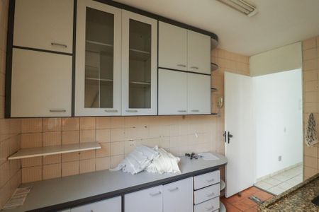 Apartamento à venda com 50m², 2 quartos e 1 vaga Apartamento à venda com 50m², 2 quartos e 1 vagaCozinha e Área de Serviço