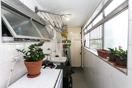 Apartamento à venda com 76m², 3 quartos e sem vagaÁrea de Serviço