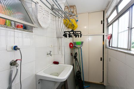 Apartamento à venda com 76m², 3 quartos e sem vagaÁrea de Serviço