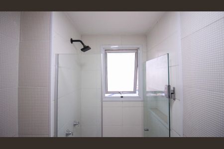 Banheiro de apartamento para alugar com 2 quartos, 40m² em Vila Tolstoi, São Paulo