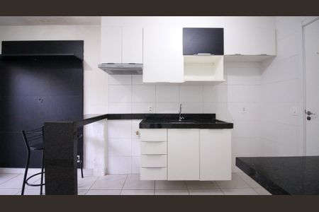 Sala/Cozinha de apartamento à venda com 1 quarto, 28m² em Vila Alpina, São Paulo