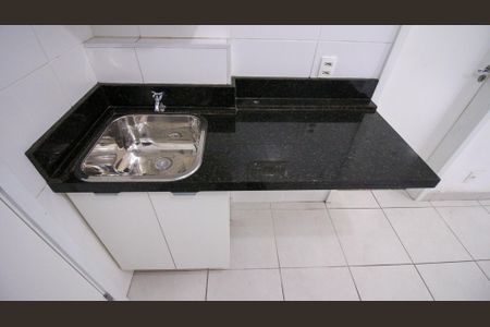 Sala/Cozinha de apartamento à venda com 1 quarto, 28m² em Vila Alpina, São Paulo
